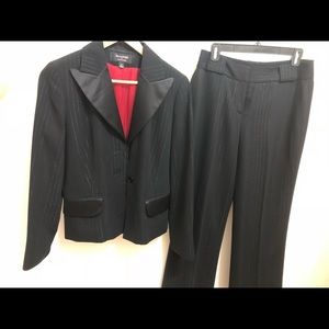 Larry Levine Pant Suit